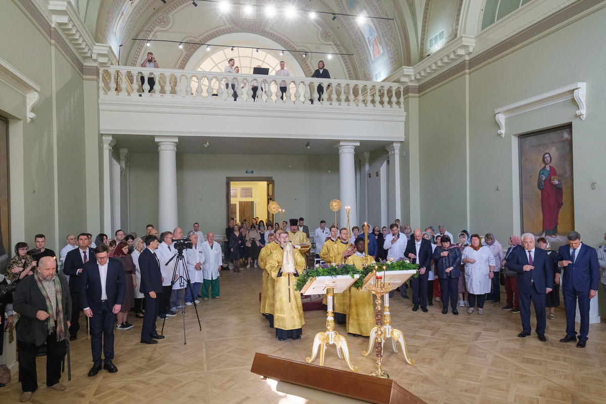 Божественная литургия впервые за 105 лет