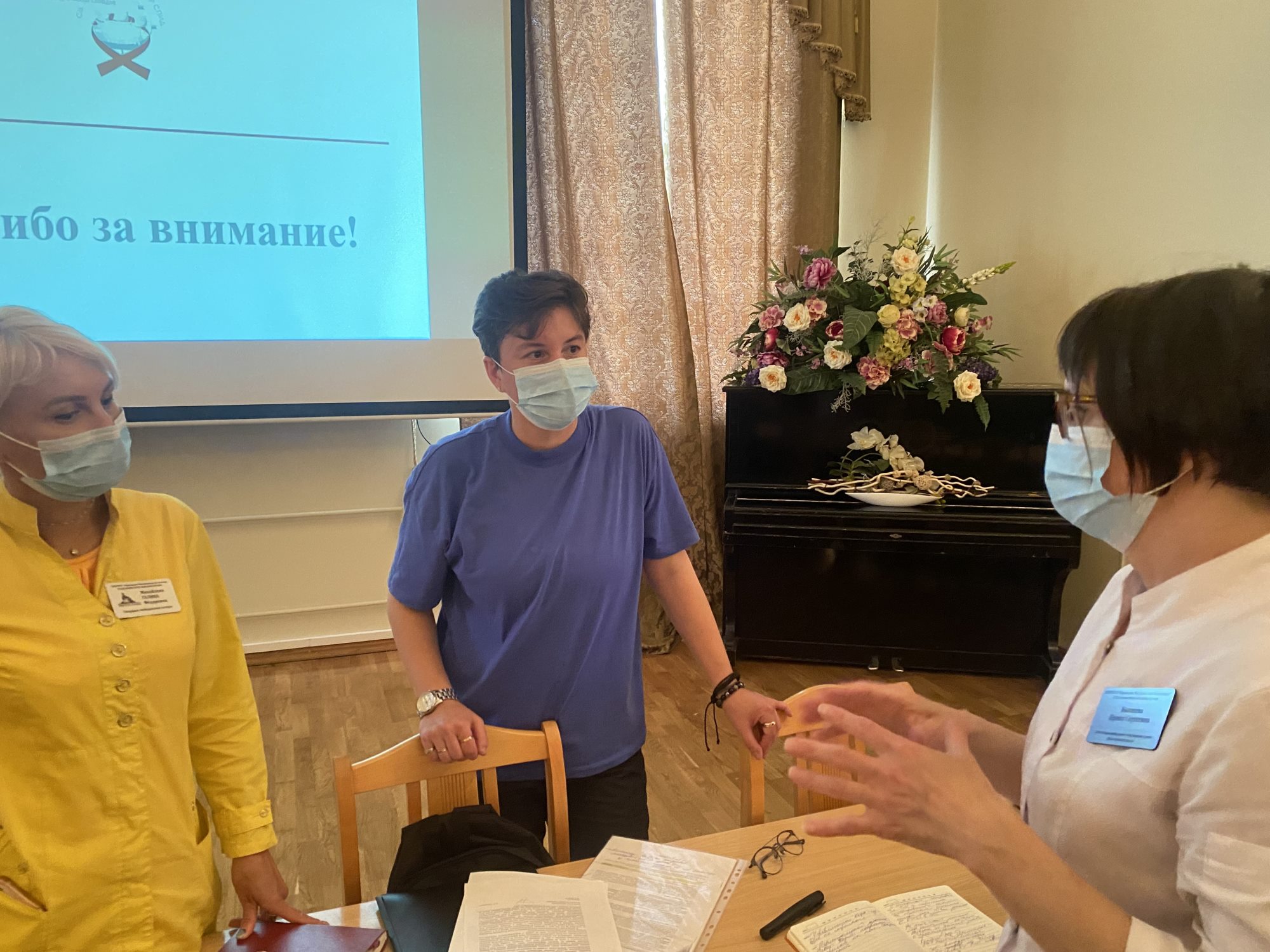 В Мариинской больнице прошла лекция для сотрудников стационара о необходимости увеличения охвата тестирования на ВИЧ-инфекцию населения Санкт-Петербурга