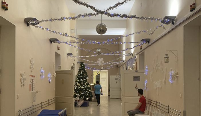 Режим работы Мариинской больницы в Новогодние праздники с 01 по 08 января
